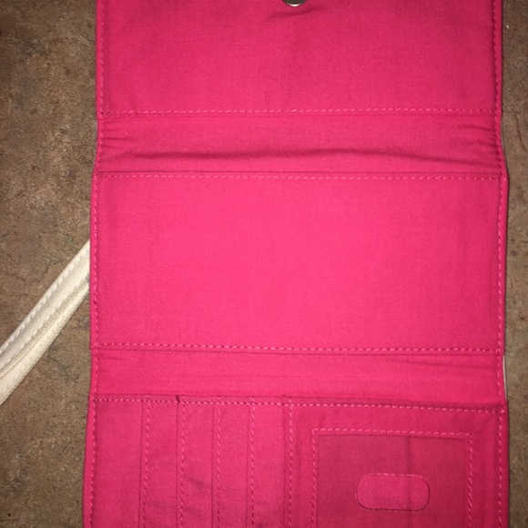 AEROPOSTALE PINK WALLET-WRISTLET IN NEW CONDITION - Picture 3 of 6